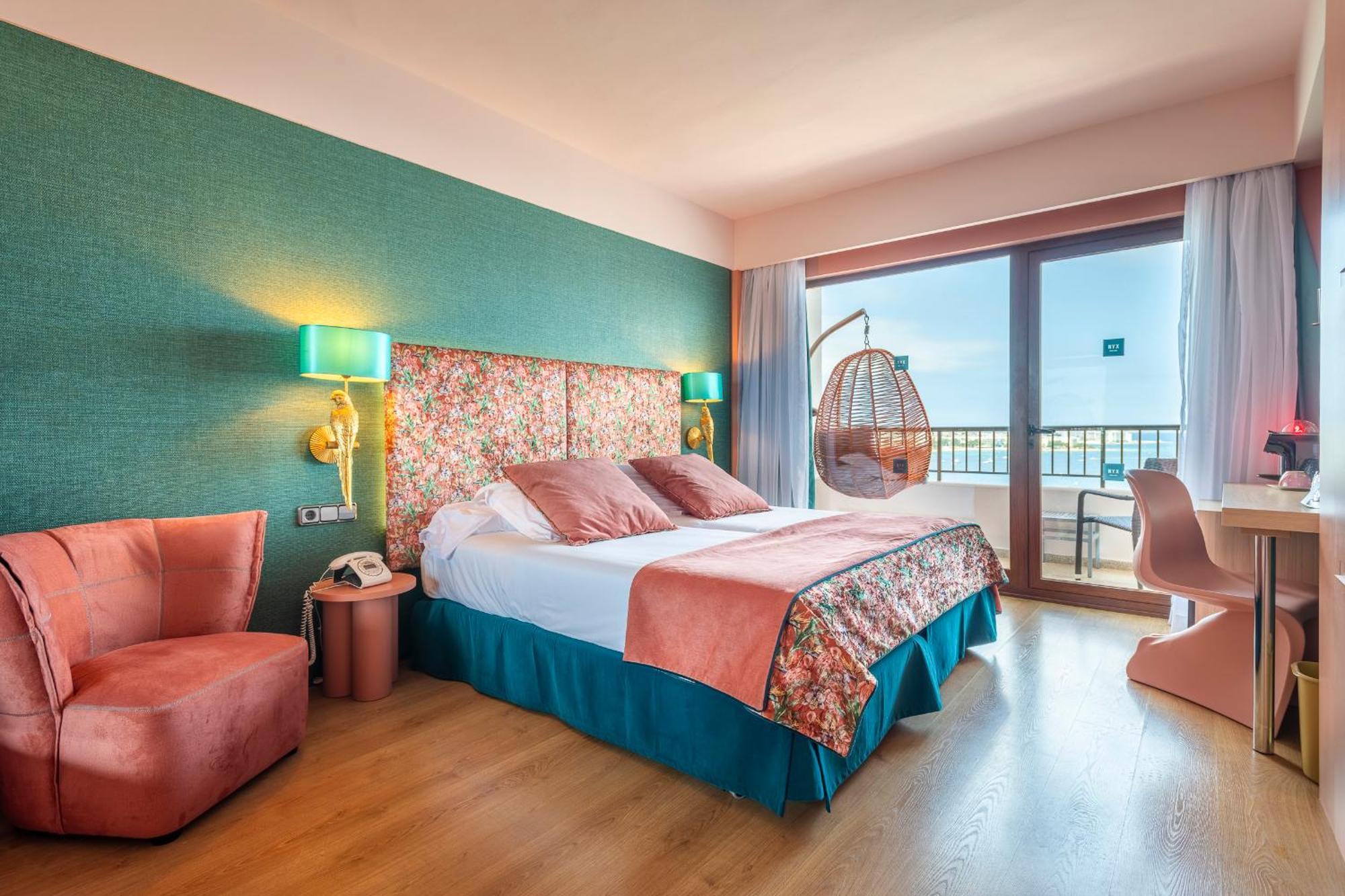 Nyx Hotel Ibiza By Leonardo Hotels-Adults Only Sant Antoni de Portmany Екстериор снимка