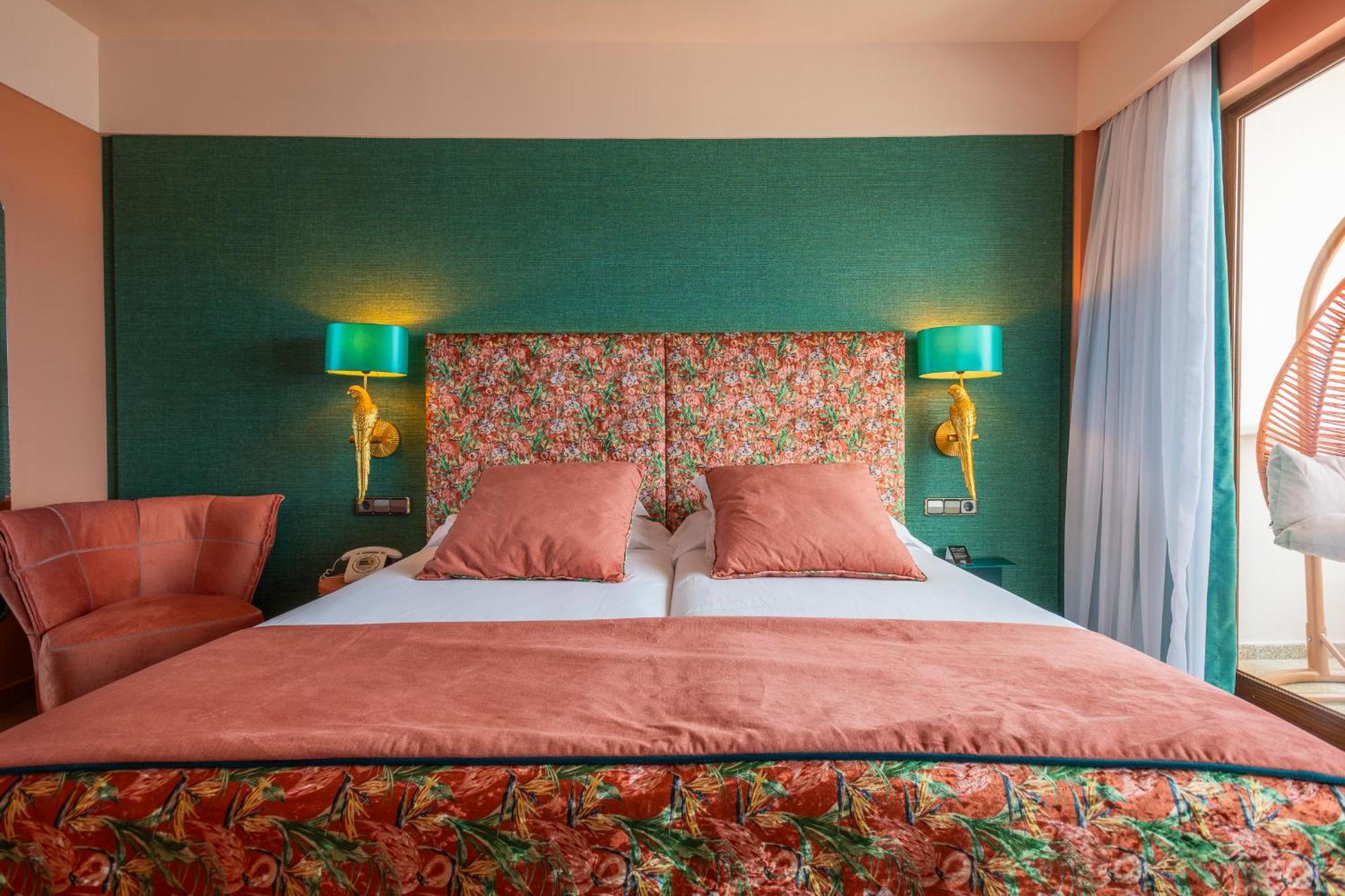 Nyx Hotel Ibiza By Leonardo Hotels-Adults Only Sant Antoni de Portmany Екстериор снимка